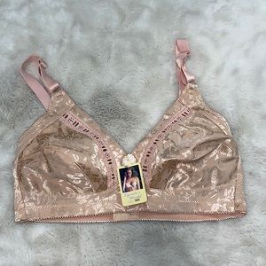 NWT/NOS Lynda’s World Bra